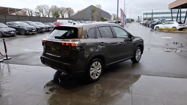 Suzuki S-Cross image 4