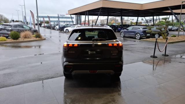 Suzuki S-Cross image 2