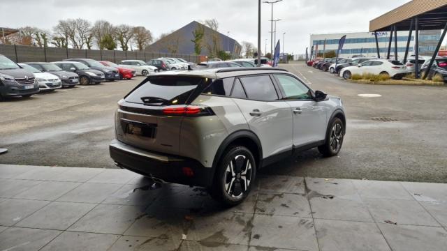 Peugeot 2008 image 8