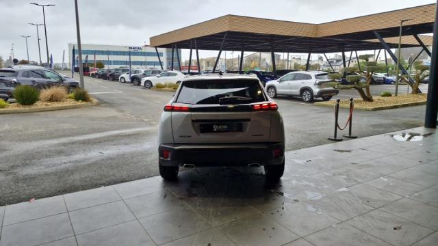 Peugeot 2008 image 5