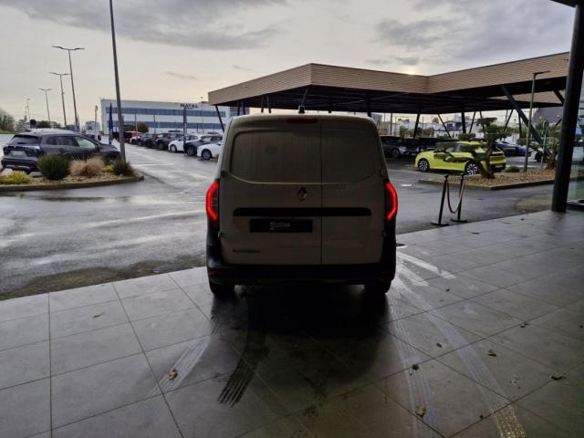 Renault Express Van image 5