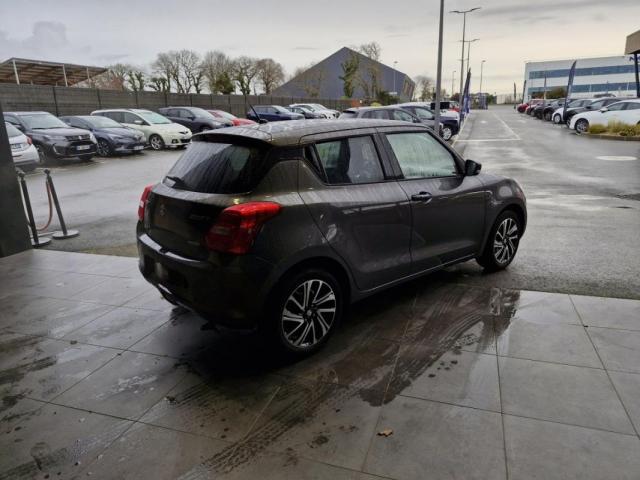 Suzuki Swift image 7