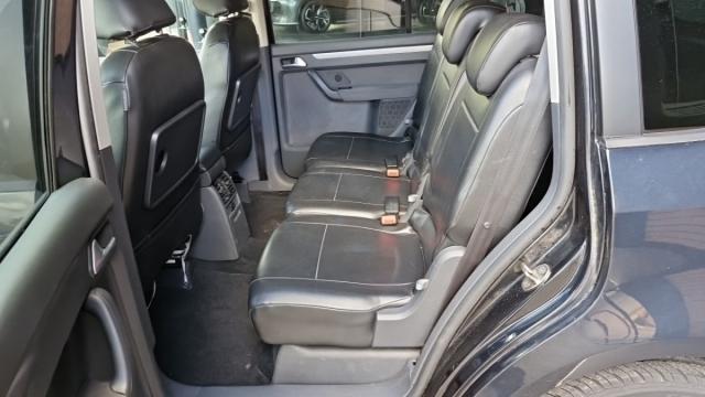 Volkswagen Touran image 4