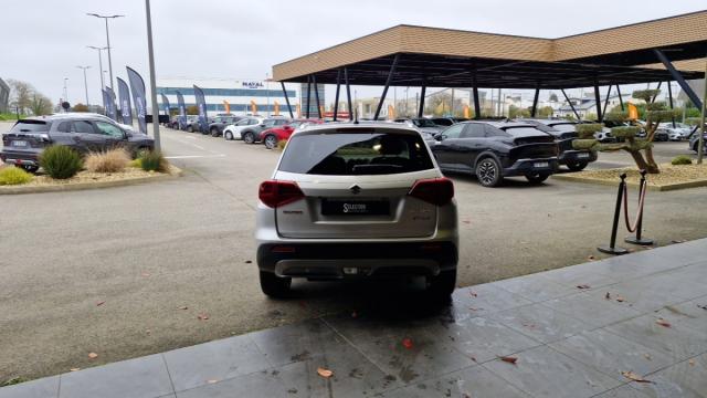 Suzuki Vitara image 7