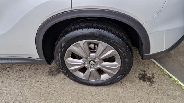 Suzuki Vitara image 3