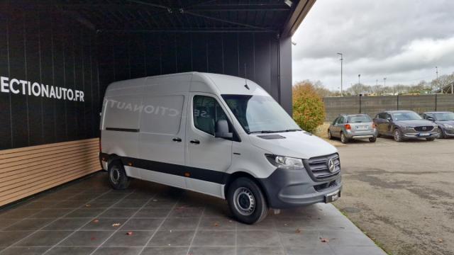 Mercedes Benz Sprinter image 4