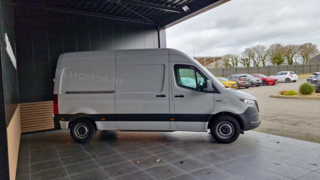 Mercedes Benz Sprinter image 6