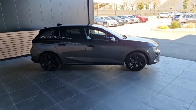 Opel Astra image 2