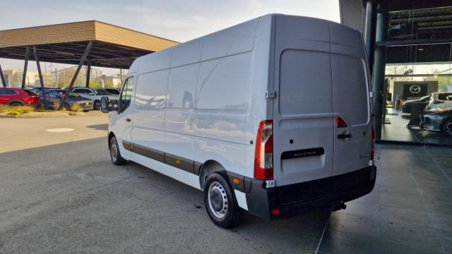 Renault Master image 2