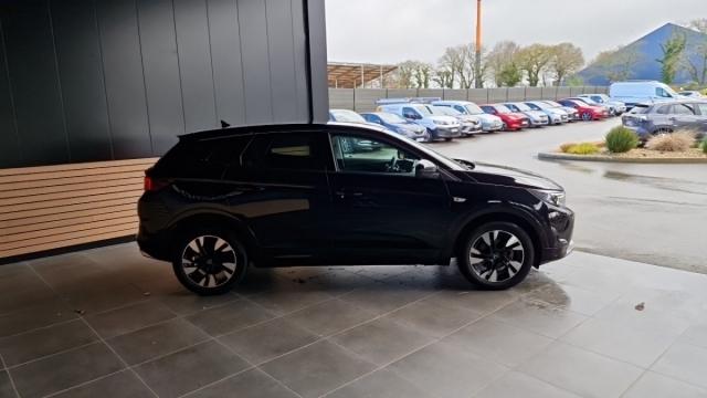 Opel Grandland image 1