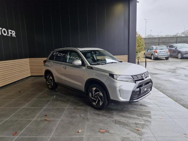 Suzuki Vitara image 7