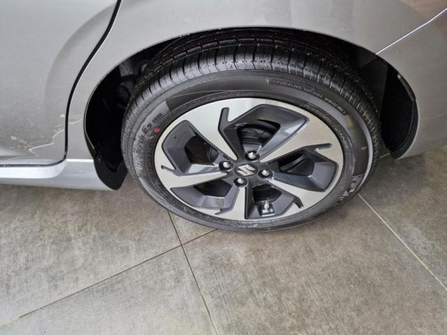 Suzuki Swift image 2