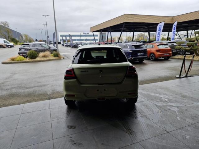 Suzuki Swift image 8