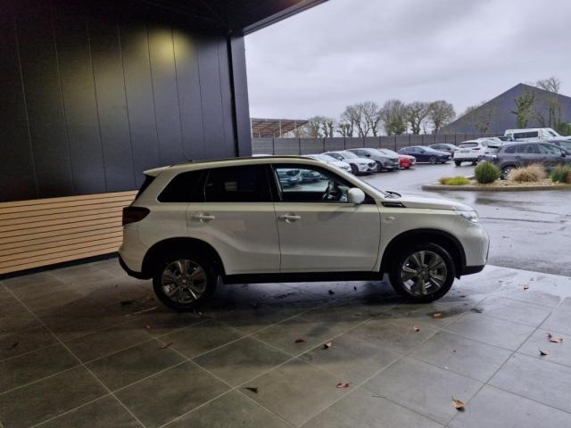 Suzuki Vitara image 9