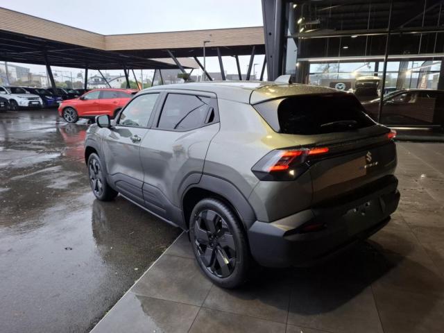 Suzuki Vitara image 8