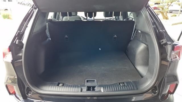 Ford Kuga image 6
