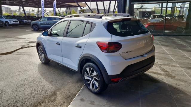 Dacia Sandero image 2