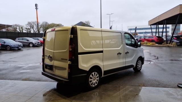 Renault Trafic image 1