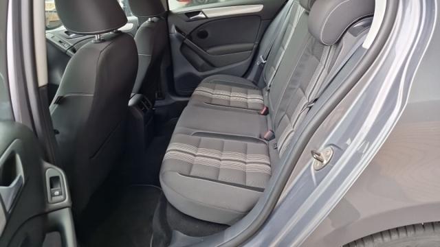 Volkswagen Golf image 4