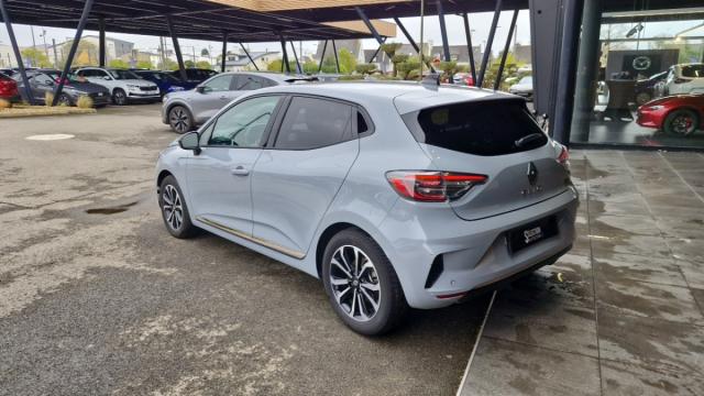 Renault Clio image 9