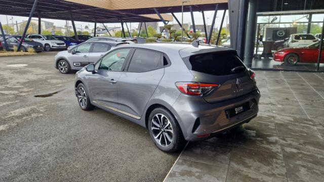 Renault Clio image 8