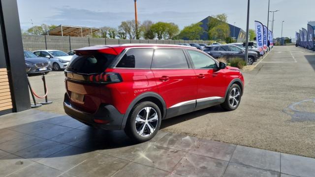 Peugeot 5008 image 2