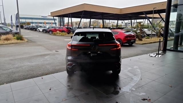 Renault Austral image 9