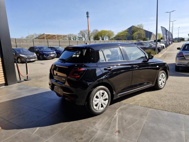 Suzuki Swift image 7