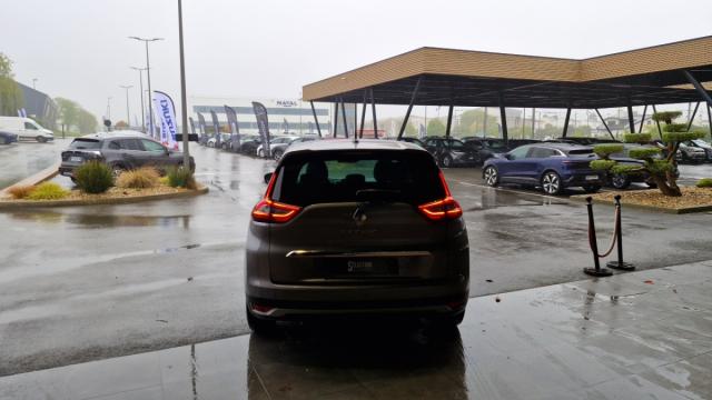 Renault Grand Scénic image 1