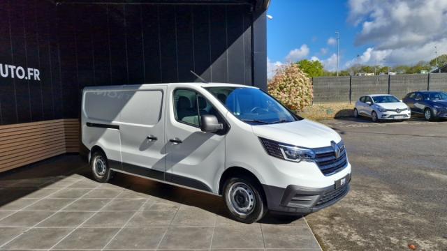 Renault Trafic image 9