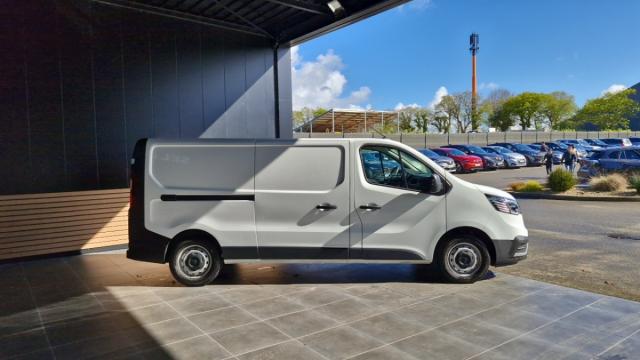 Renault Trafic image 7