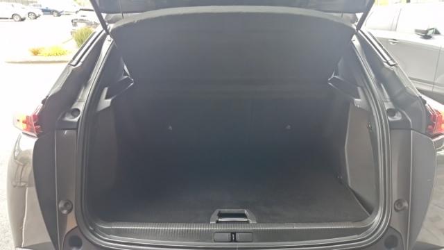 Peugeot 2008 image 2