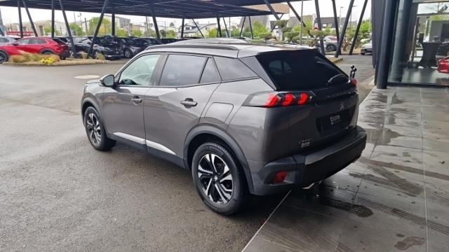 Peugeot 2008 image 9