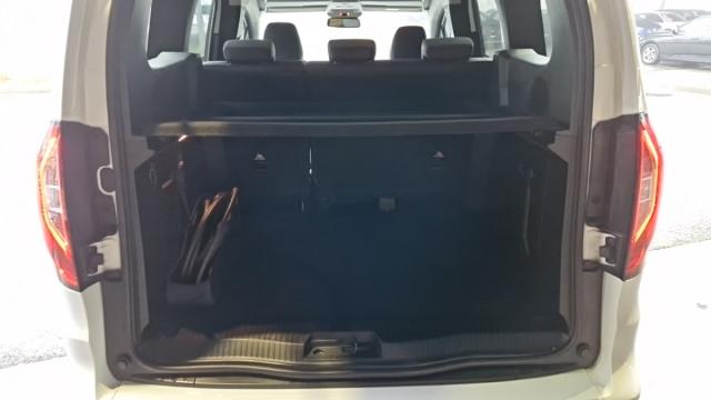 Renault Kangoo image 8