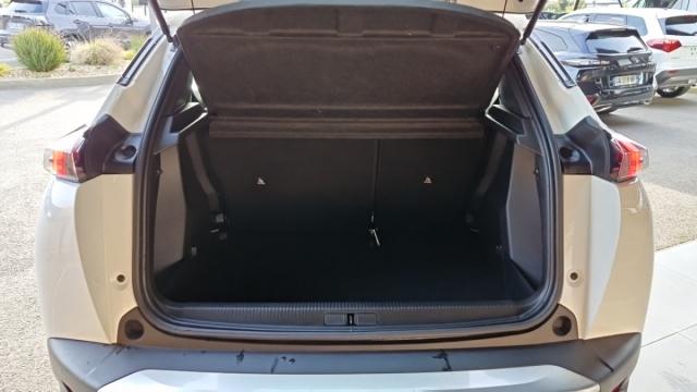 Peugeot 2008 image 1