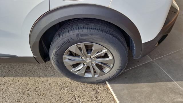 Peugeot 2008 image 3