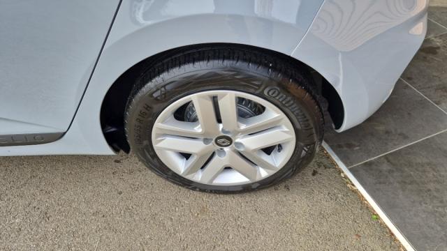 Renault Clio image 1