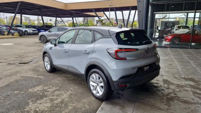 Renault Captur image 8