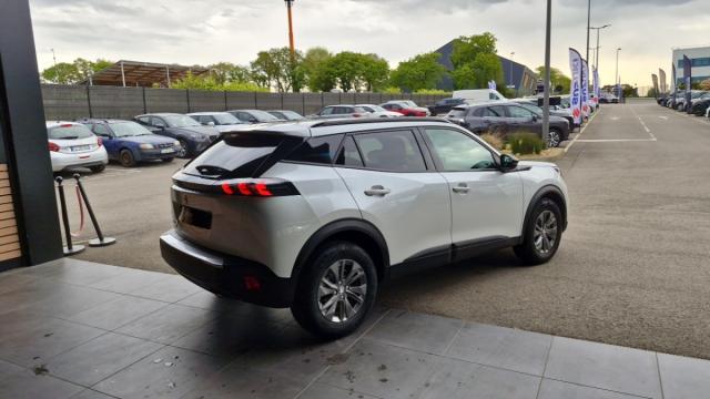 Peugeot 2008 image 6