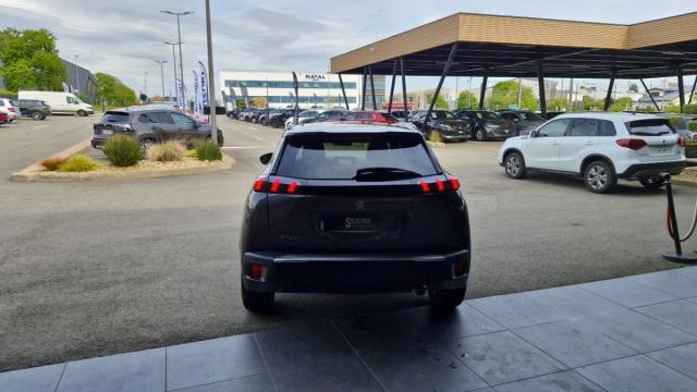 Peugeot 2008 image 6