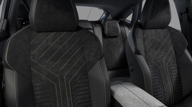 Peugeot 3008 image 2