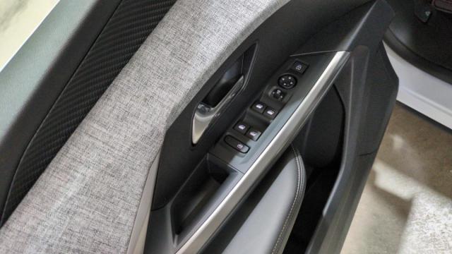 Peugeot 3008 image 2