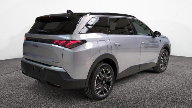 Peugeot 5008 image 1