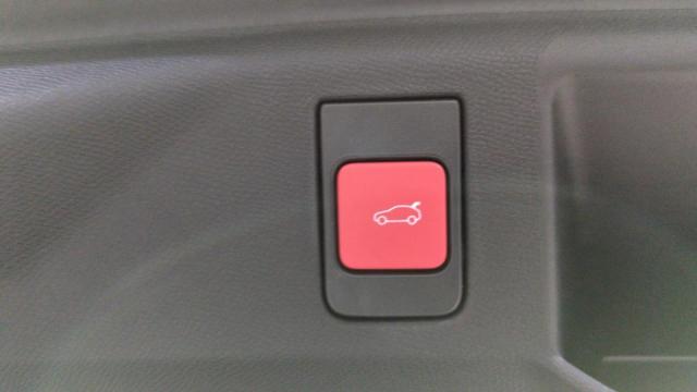 Peugeot 5008 image 3