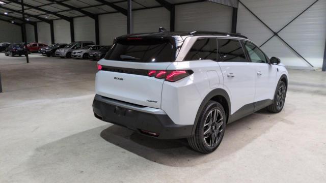 Peugeot 5008 image 2