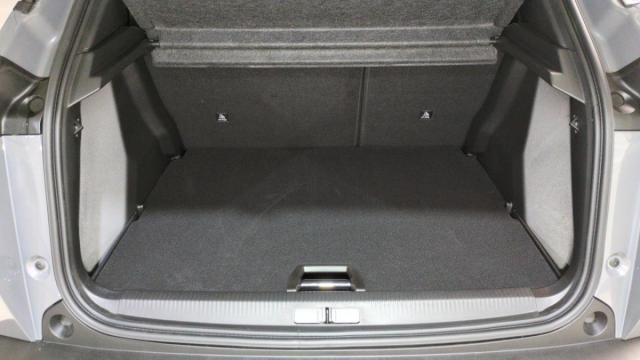 Peugeot 2008 image 1