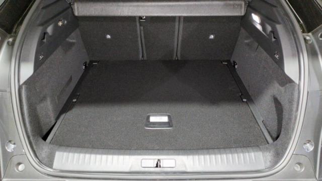 Peugeot 3008 image 2