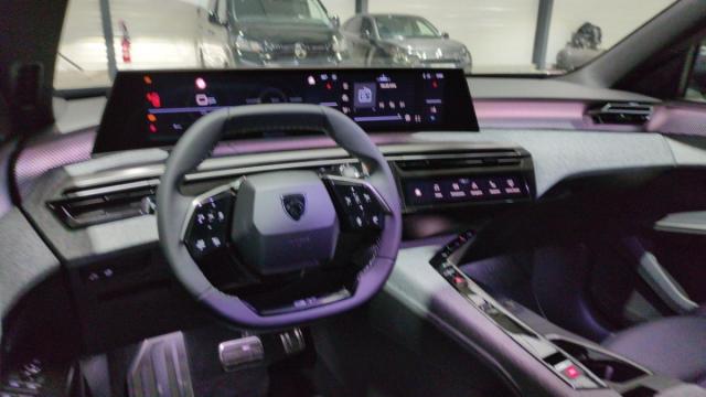 Peugeot 3008 image 1