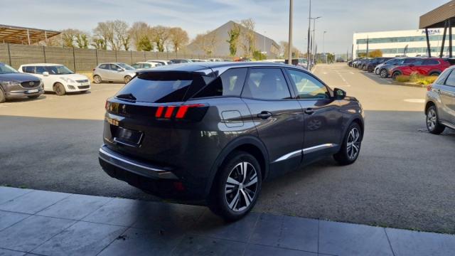 Peugeot 3008 image 3