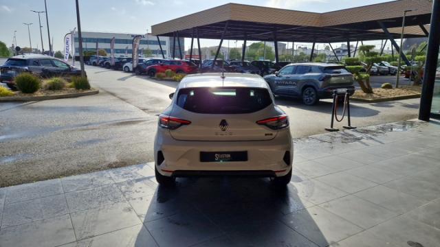 Renault Clio image 8
